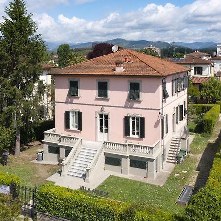 Villa Agnese B&B Lukka Zewnętrze zdjęcie